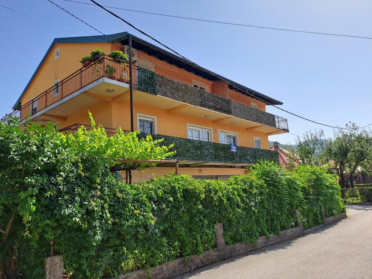 Apartments Mirkovic Cetinje Eksteriør billede