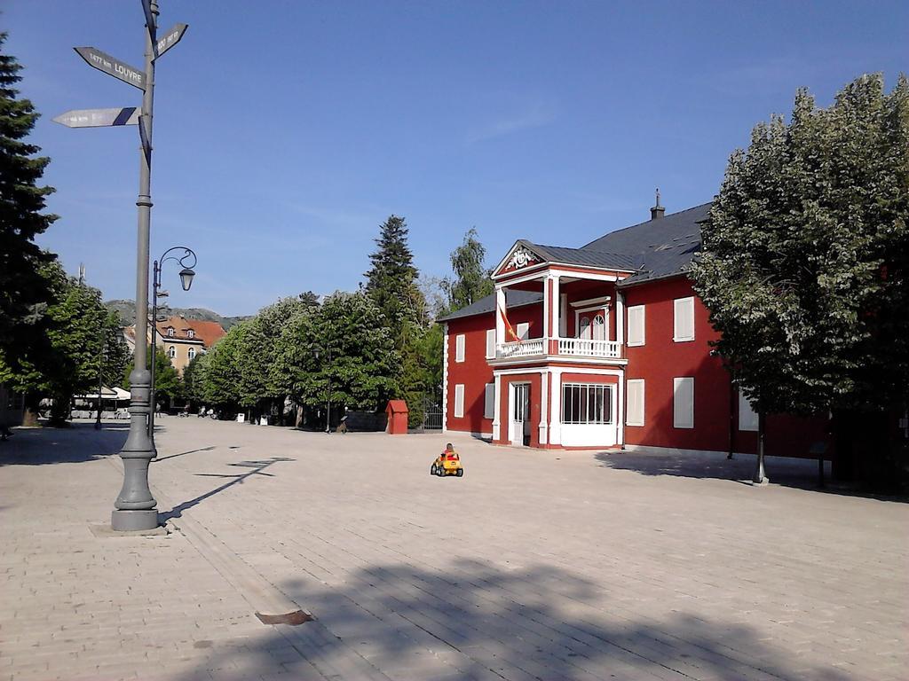 Apartments Mirkovic Cetinje Eksteriør billede