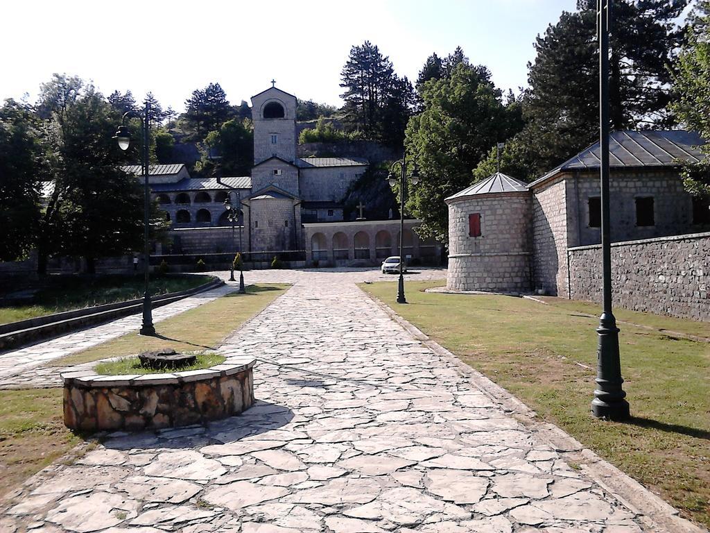 Apartments Mirkovic Cetinje Eksteriør billede