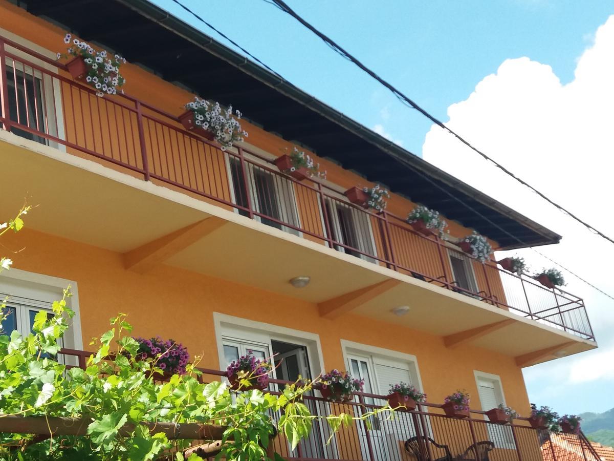 Apartments Mirkovic Cetinje Eksteriør billede