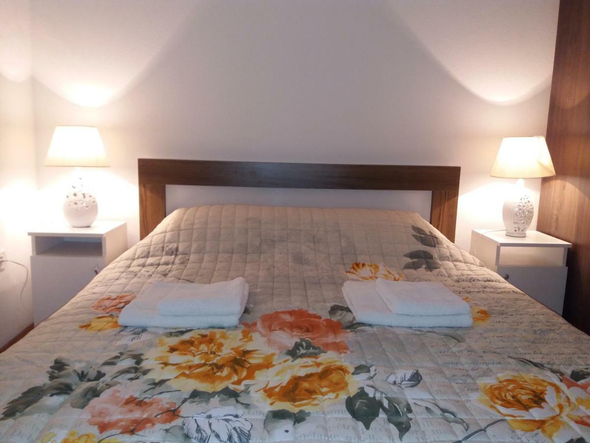 Apartments Mirkovic Cetinje Eksteriør billede