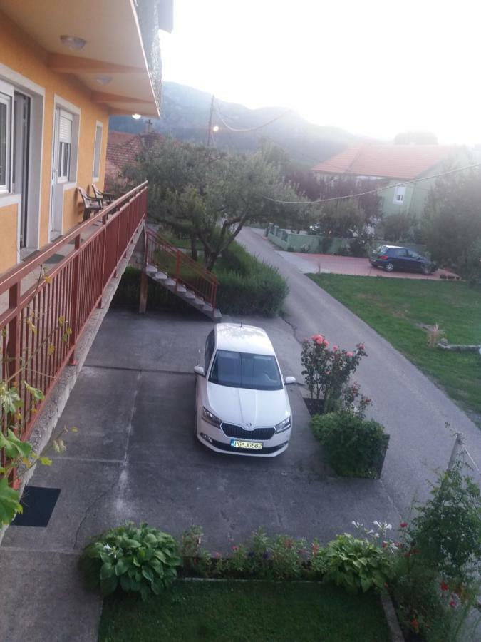 Apartments Mirkovic Cetinje Eksteriør billede