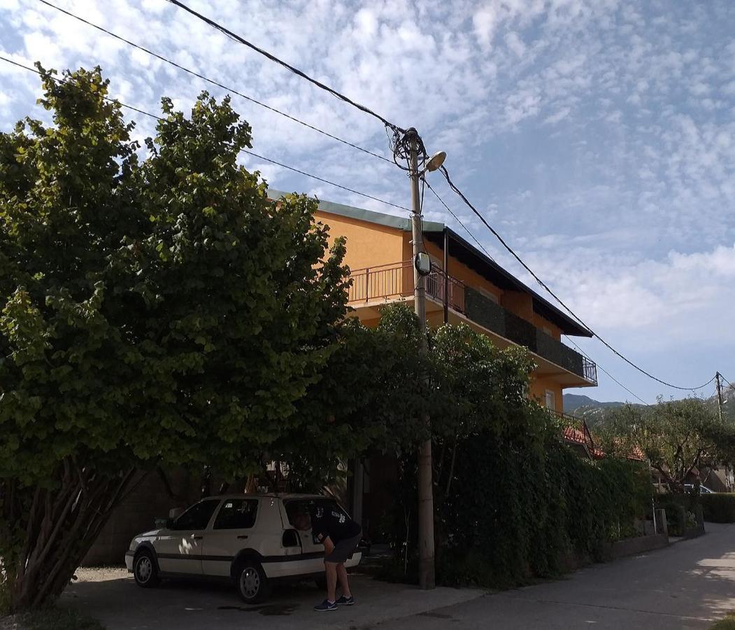 Apartments Mirkovic Cetinje Eksteriør billede